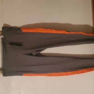 NWT Under Armour Capris